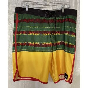 Quiksilver Men's Yellow Red Surfer Board‎ Shorts Sz 34 NWOT